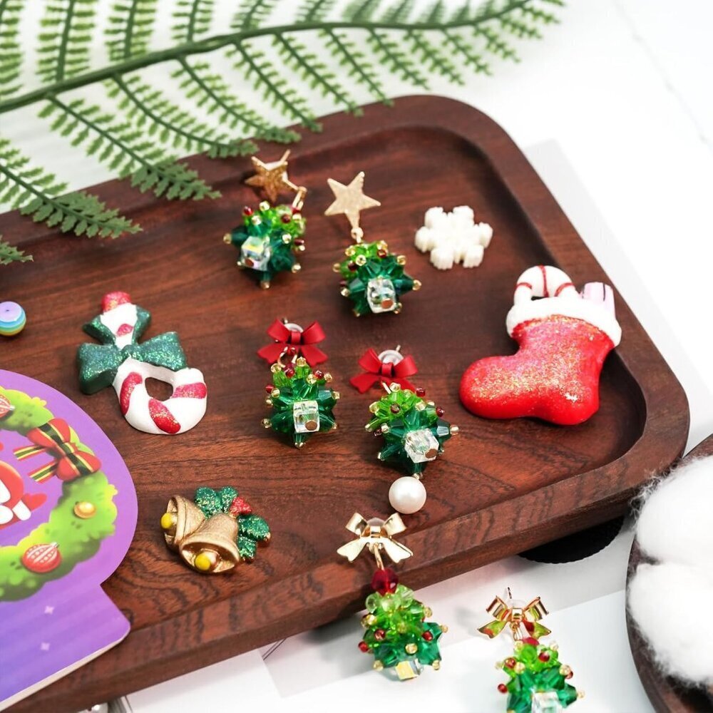 Women's Red Bow Handmade Beaded Green Christmas Tree Dangle Earrings Cute Bow - Picture 8 of 8